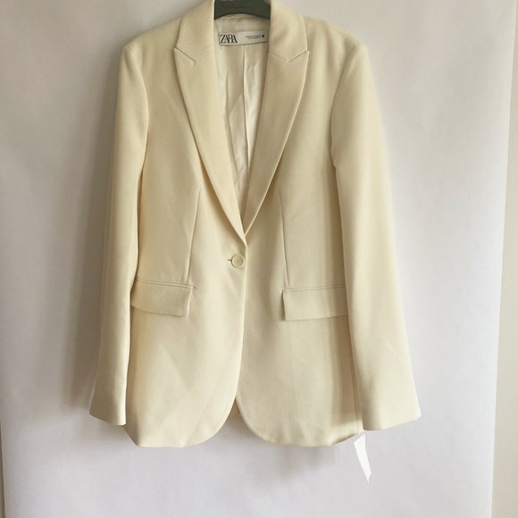 NEW WITH TAGS: Zara Blazer - Size XS - Picture 2 of 3